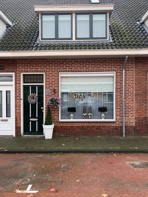 Rijtjeshuis met dakkapel