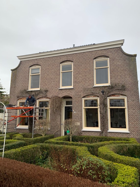 Vrijstaand huis met siertuin